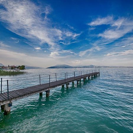 Hotel Aurora Sirmione Bagian luar foto