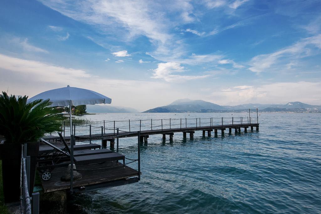 Hotel Aurora Sirmione Bagian luar foto