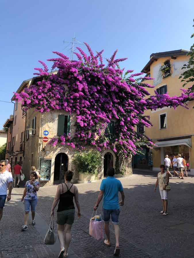 Hotel Aurora Sirmione Bagian luar foto